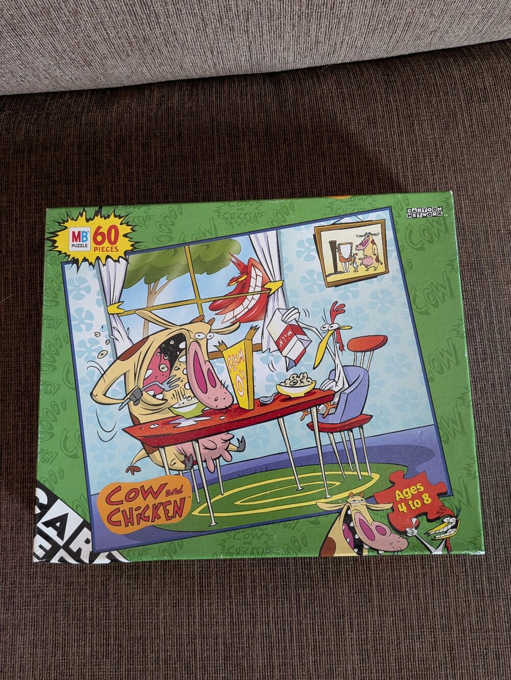 2000 Cow And Chicken Puzzle (60 Pieces)